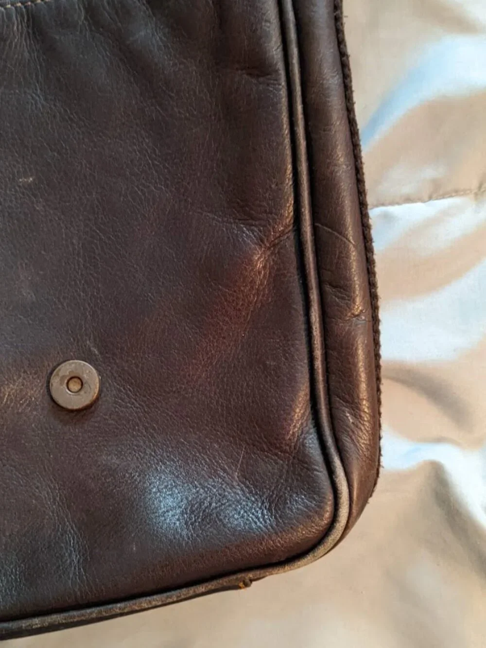 Kenneth Cole Reaction Brown Leather Messenger Laptop Bag Crossbody Briefcase
